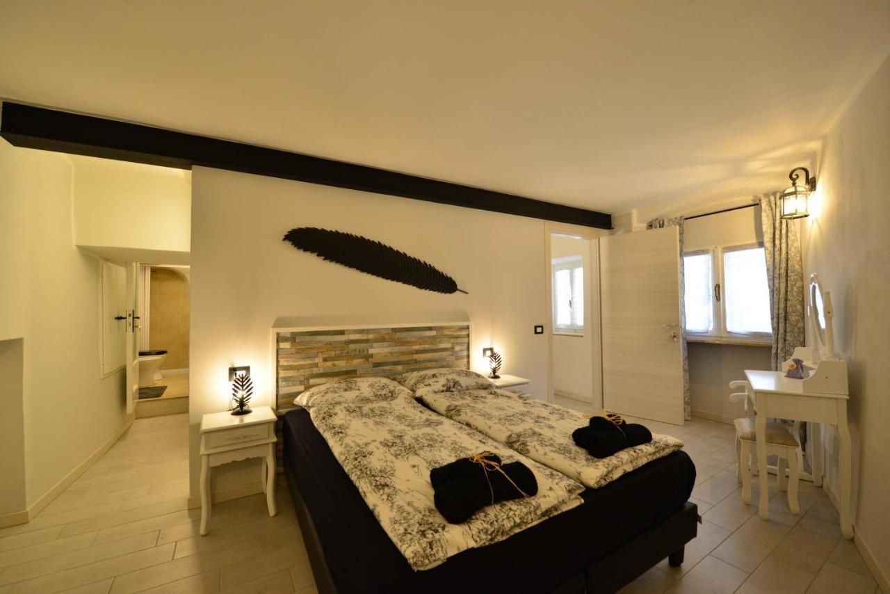 Residenza Al Castello Hotel Castellaro  ภายนอก รูปภาพ