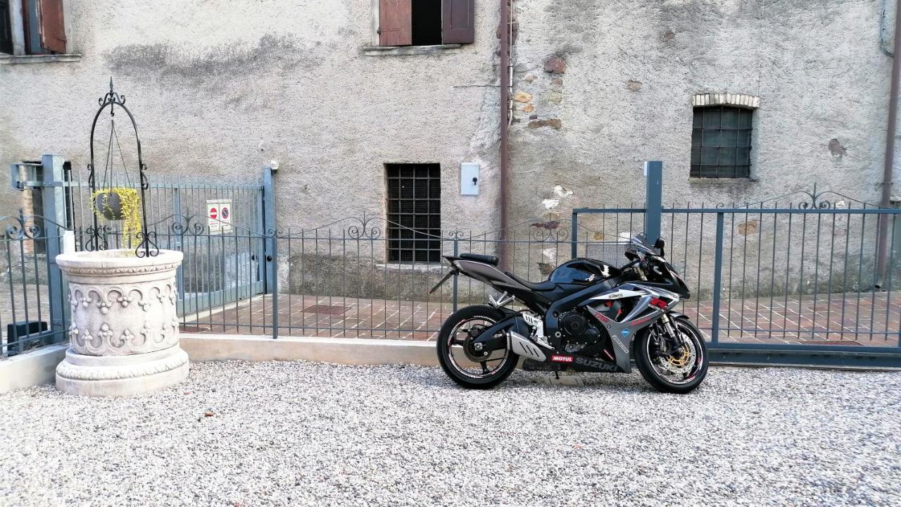 Residenza Al Castello Hotel Castellaro  ภายนอก รูปภาพ