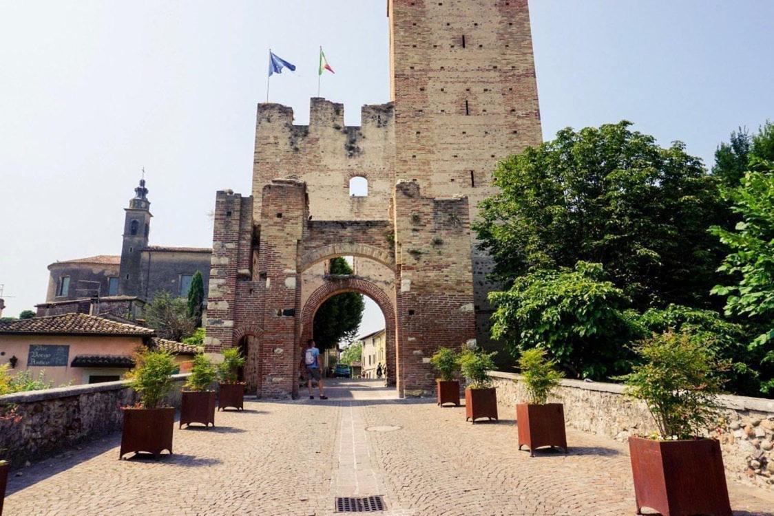 Residenza Al Castello Hotel Castellaro  ภายนอก รูปภาพ